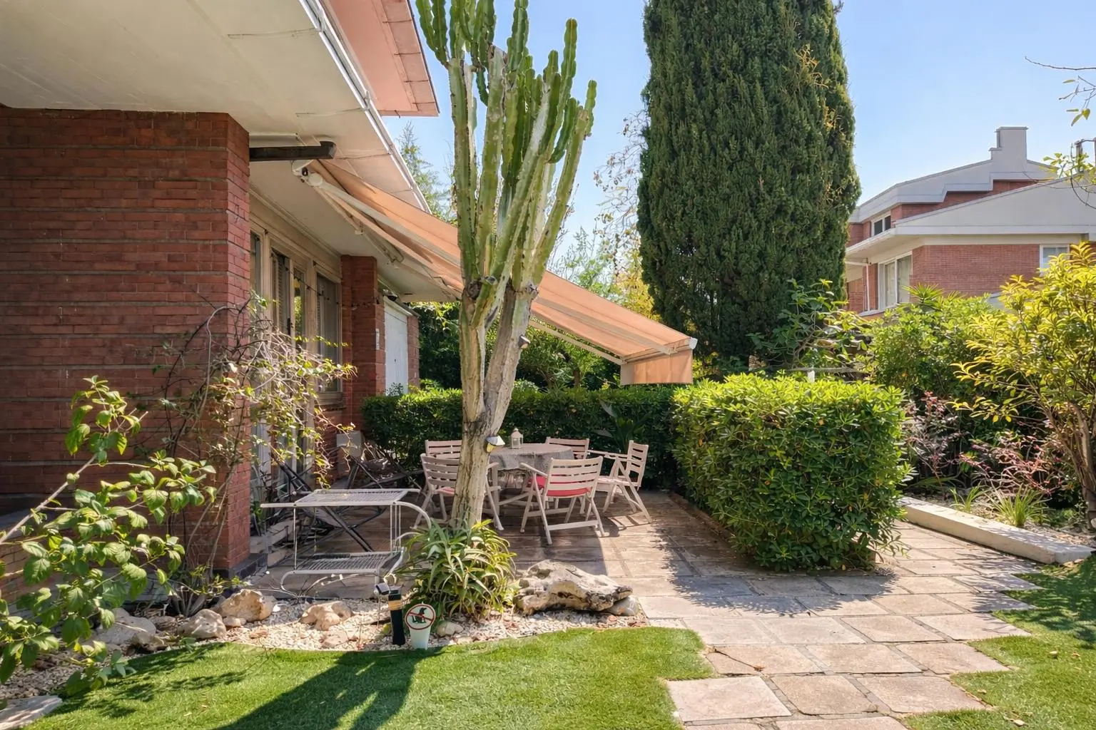 Garden loungers